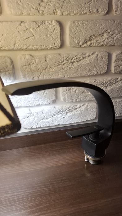 Смеситель для раковины