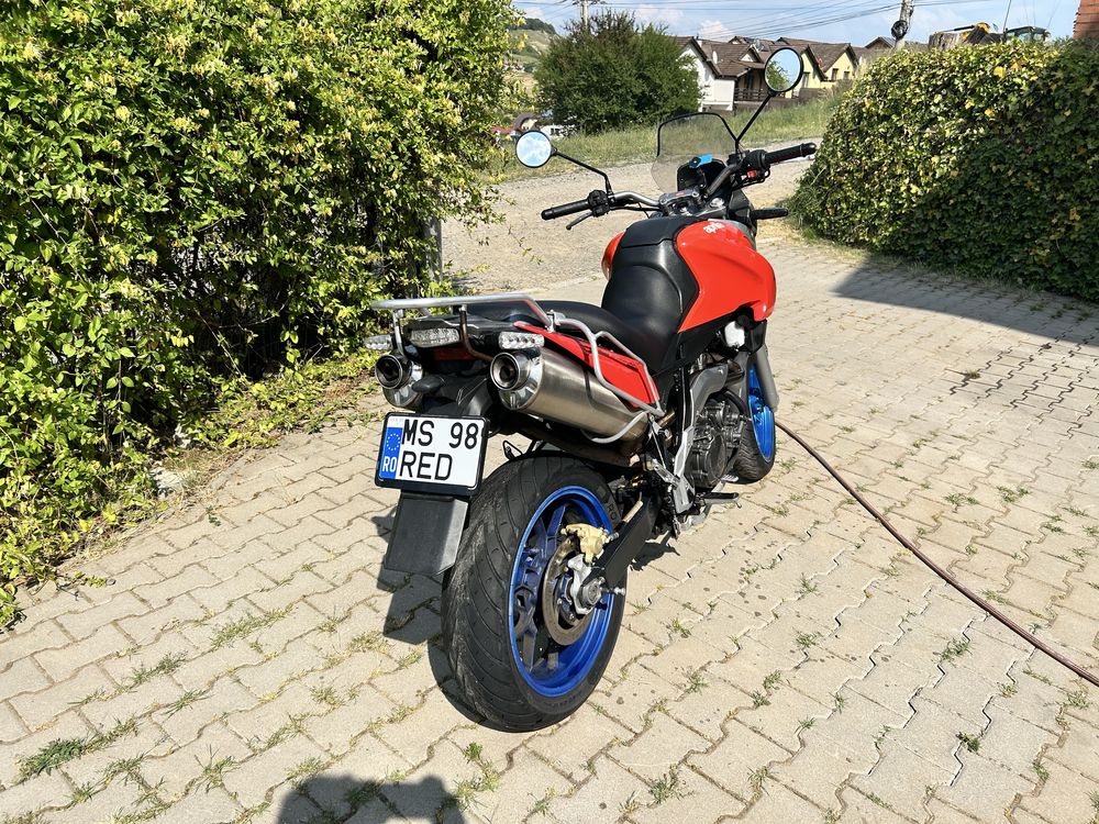 Aprilia Pegaso 660 Strada