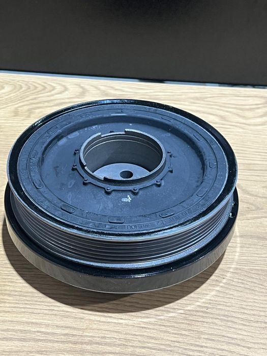11237823191 fulie vibrochen / arbore cotit bmw motor N47
