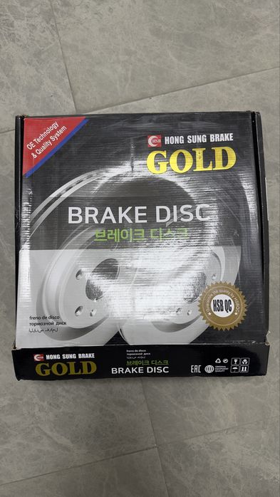 В продаже новые передние тормозные диски на w163