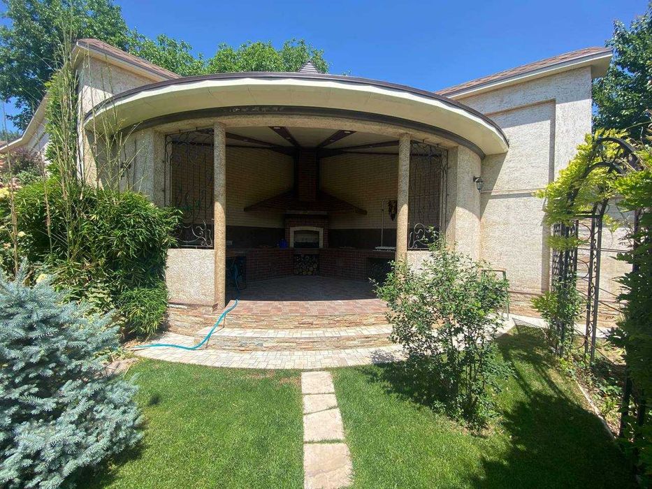 Дорогая постройка наилучшего проекта особняка с 22 сотками