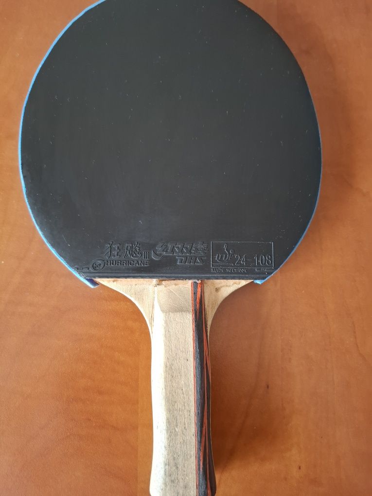 Paletă tenis de masă DHS cu fețe Hurricane 3 Neo