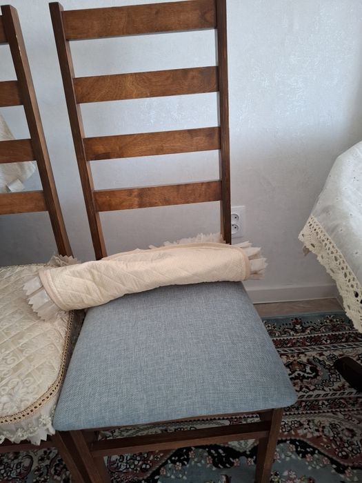 Продадим стол со стульями!