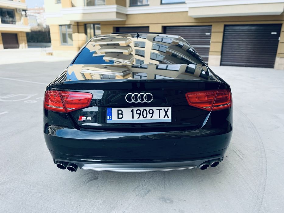 Audi S8 Ceramic 2012