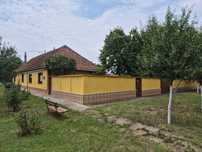 Casa de vanzare - Crai Nou, jud Timis -SAU schimb cu ap 2 camere in TM