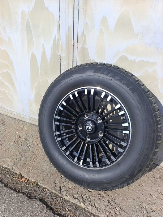 Колеса в сборе с дисками.