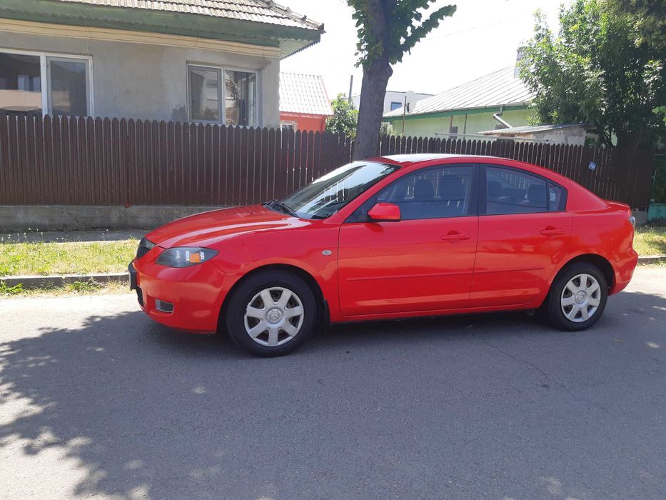 Vand Masina mazda 3 sedan
