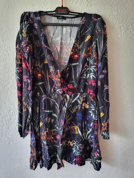 Нежна дамска рокля