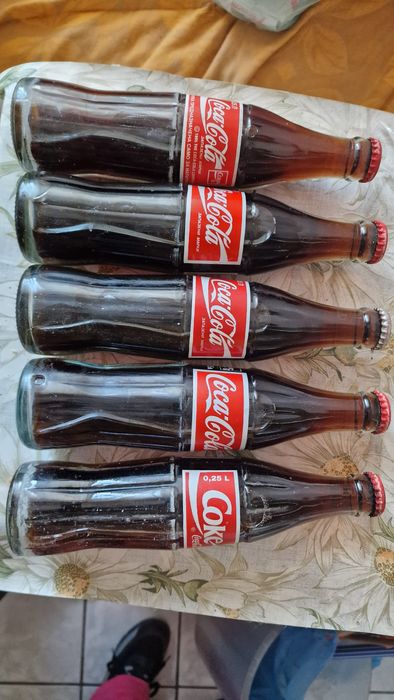 Coca-Cola бутилки от 1997-2000 година неотваряни