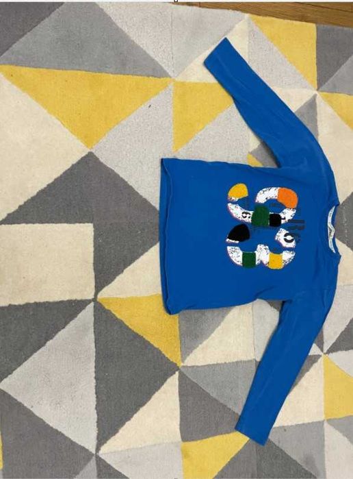 тениски 5 бр. + пижама.