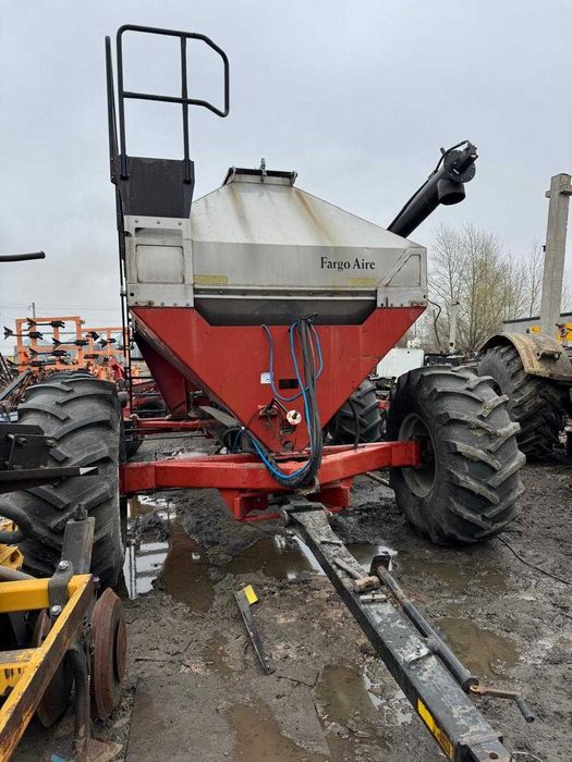 Комплекс посевной Amity Technology Fargo Aire, 2013