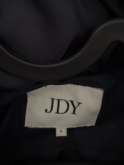 Geaca Tomna Primavara, marimea L, De pe About You