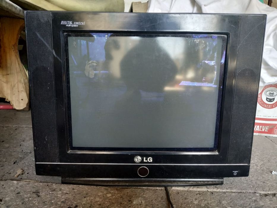 Продам Телевизор LG