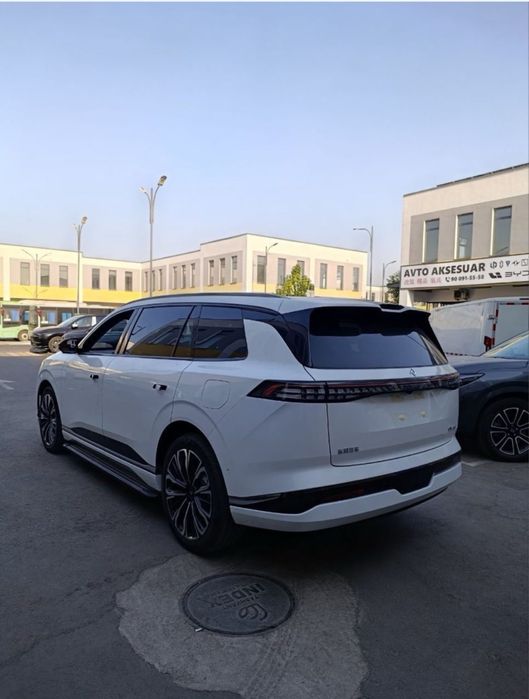 Donfen restayling oq qora ranglada bor