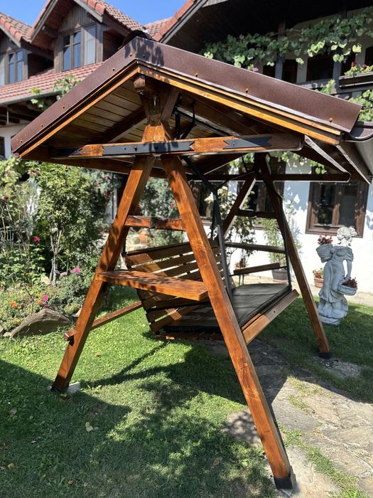 Balansoar din lemn de larice