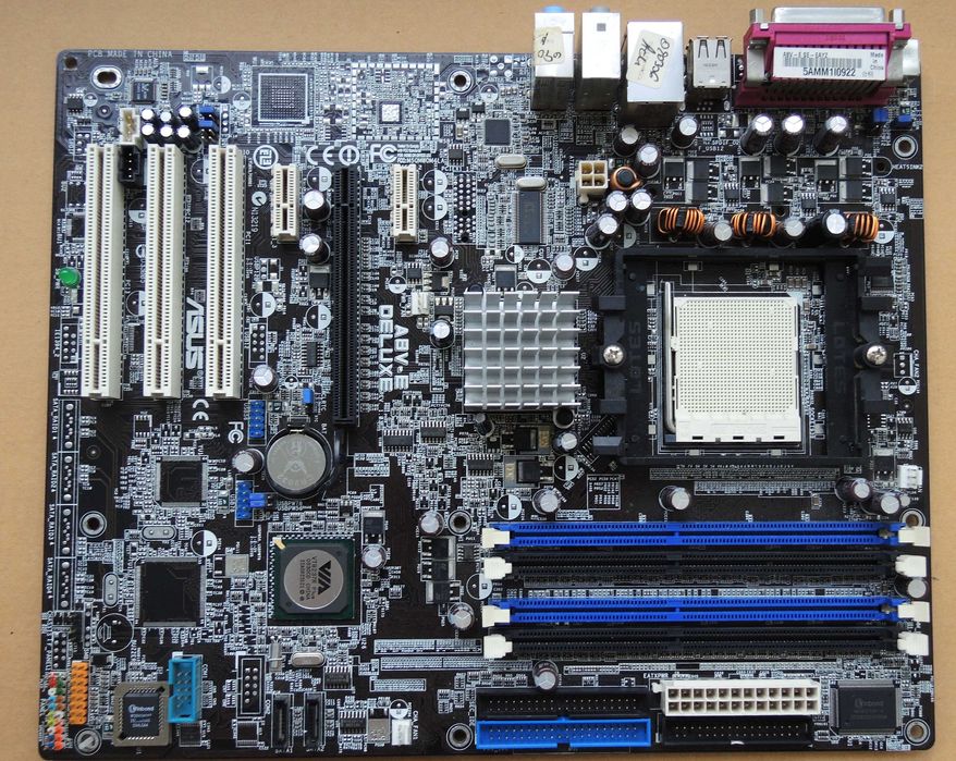 ASUS A8V-E SE REV.1.03 VIA K8T890 Socket 939 + Manual Testat