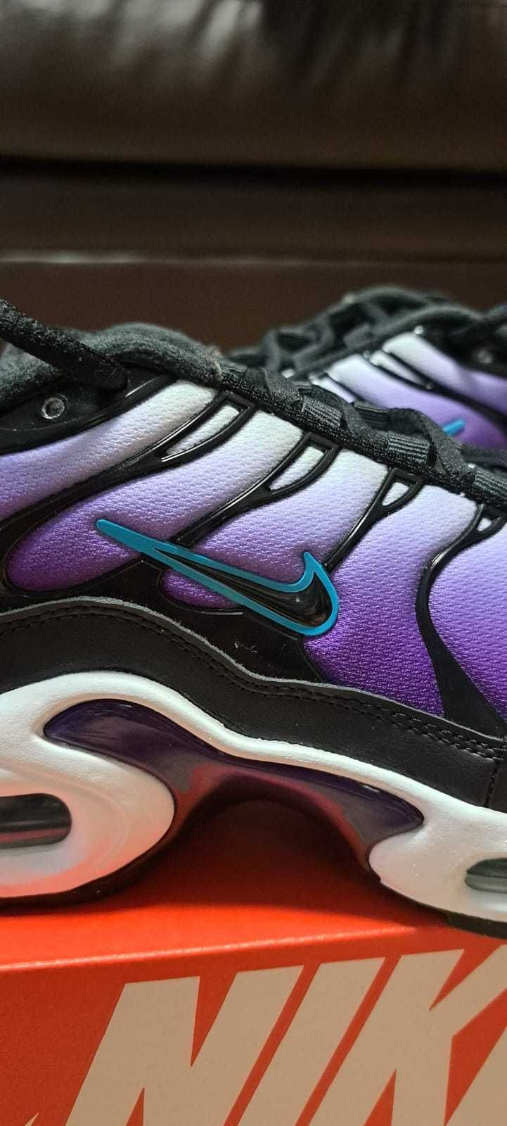 nike air max plus "reverse grape"