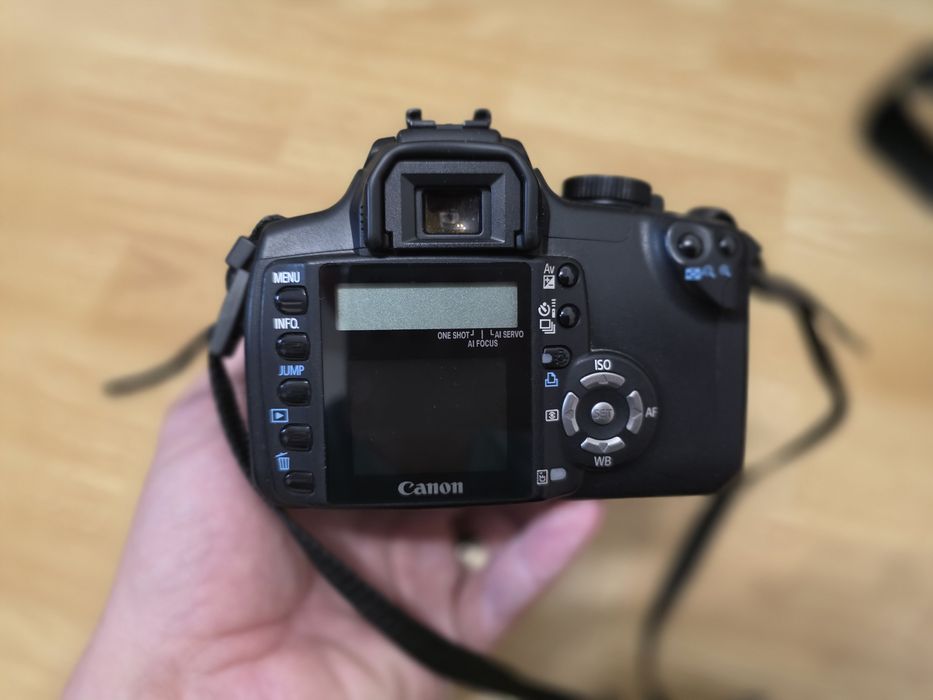Vand aparat foto DSLR Canon 350D