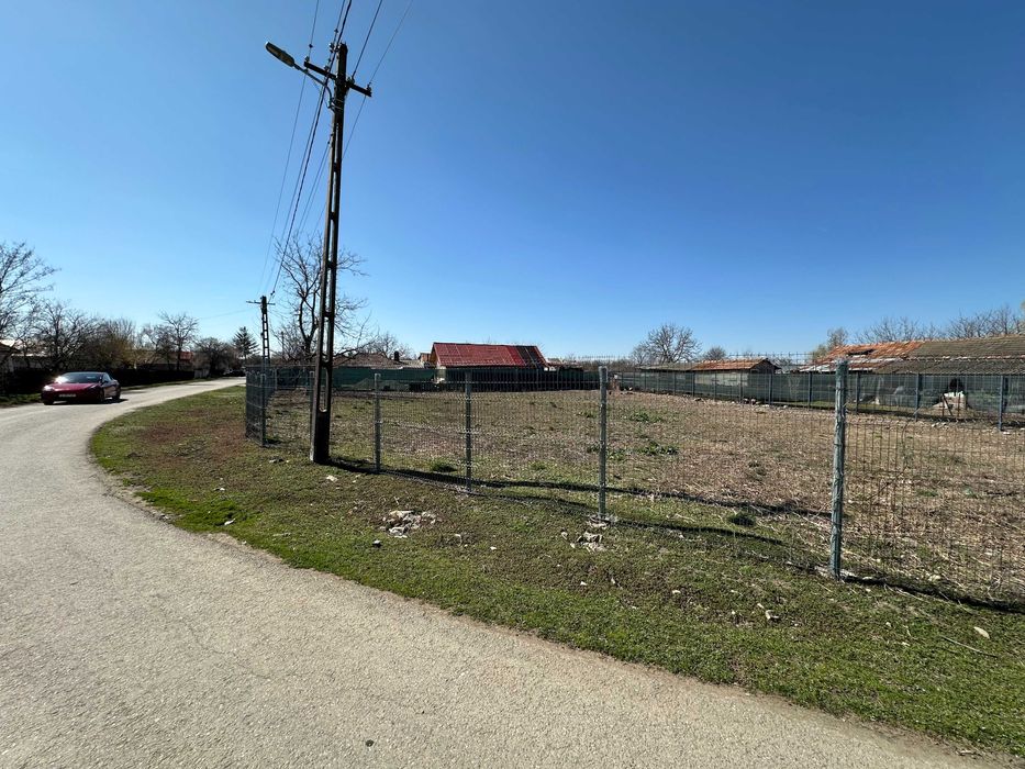 Teren de vânzare în Dumbrava - Oportunitate excelentă