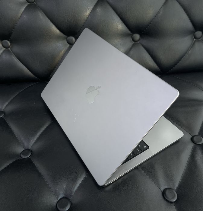 Apple MacBook Pro M1 Pro 16GB\1TB 2021 года в хорошем состояние