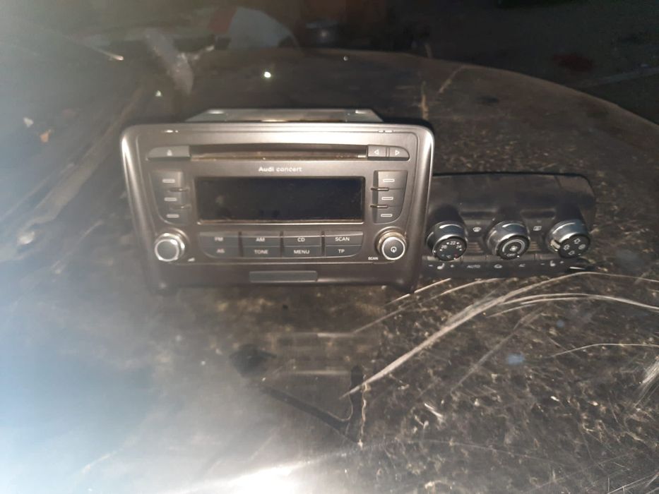 Piese audi Tt bara spate interior Usi geamuri scaune ornamente