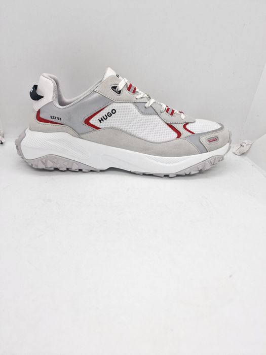 Hugo GO1ST nr. 42,44