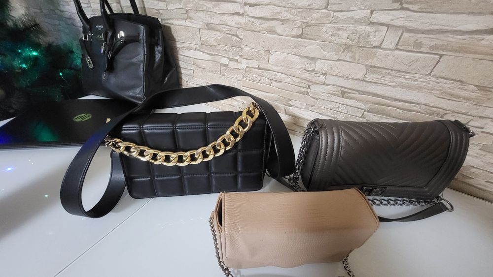 Три дамски чанти