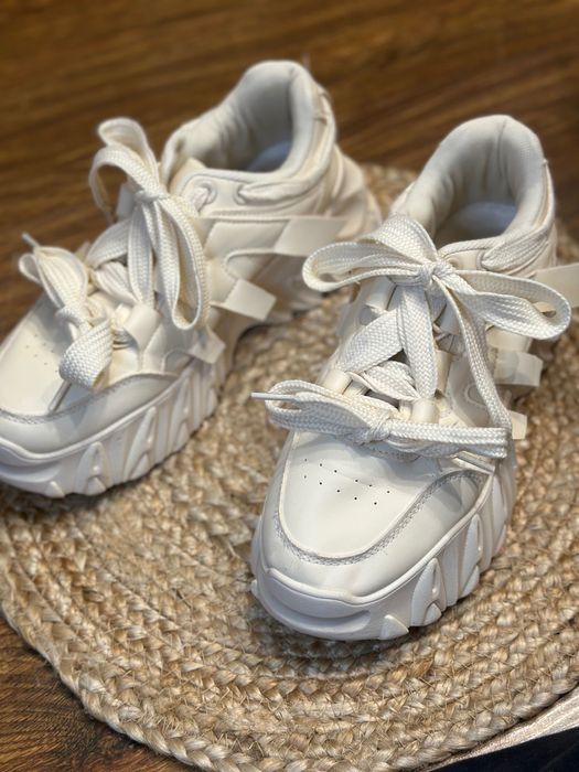 Бели маратонки Fashion