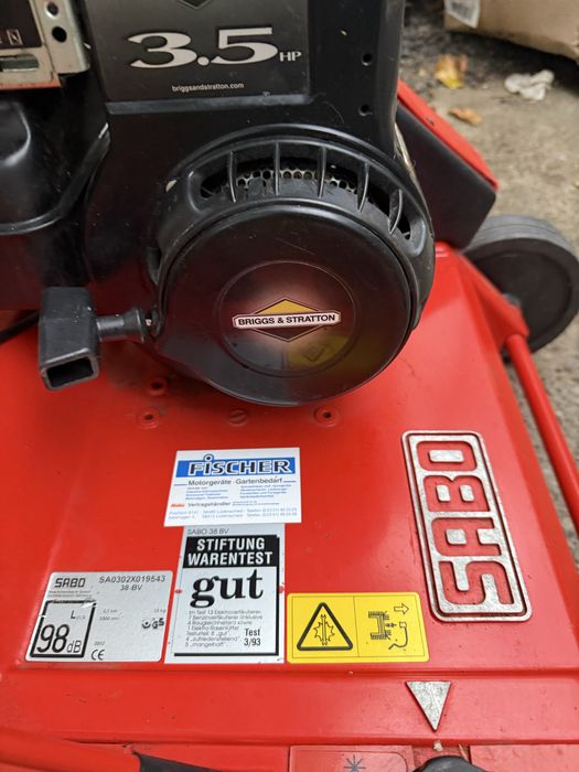 Scarificator gazon benzina si cositoare SABO profesionala