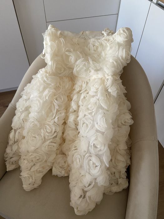 Официална рокля бяла кремава ХС размер XS