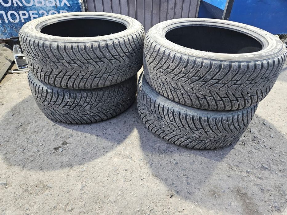 Продаются шины зимняя резина Hakkapelitta 245/45/19