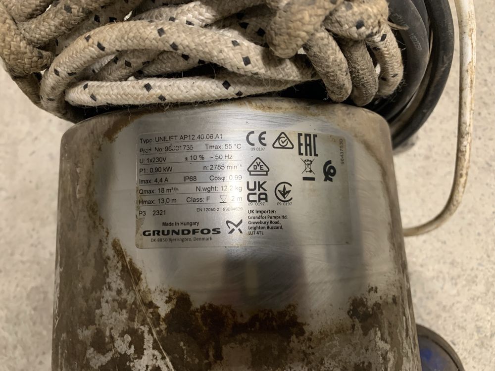 Дренажна монофазна помпа Grundfos AP.40.06.A1