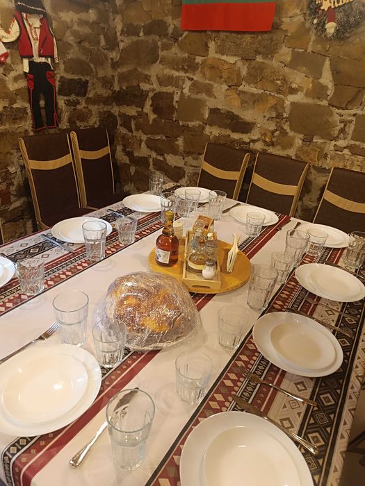 Дава се под наем Къща в Бургас, Пристанище Бургас - 170 кв.м за 183.6 € - Снимка #4