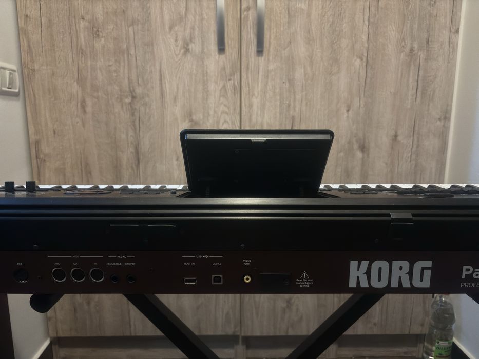 Korg pa4x pro 76