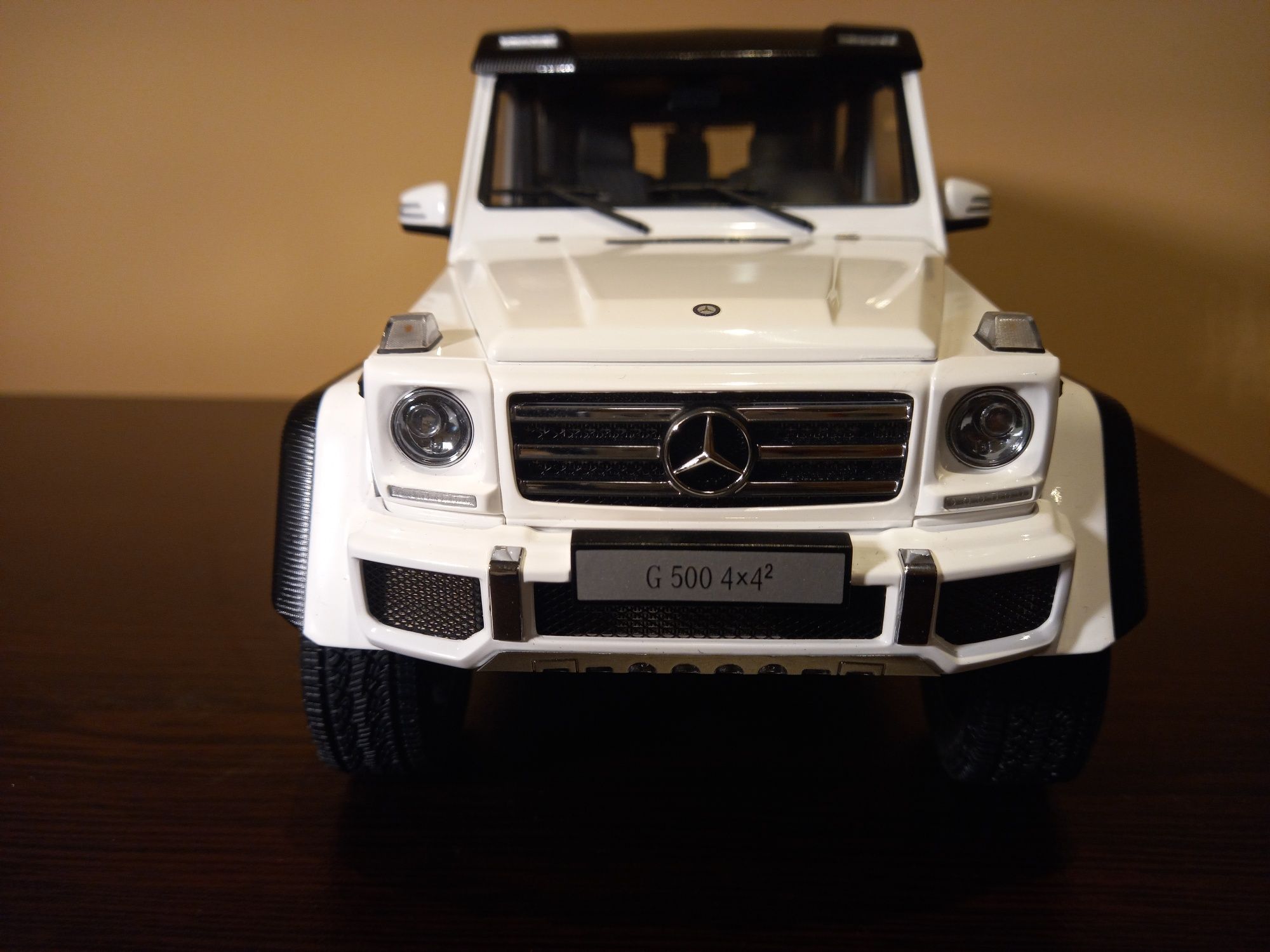 MERCEDES BENZ -  G500 4X4 2 2015 auto art