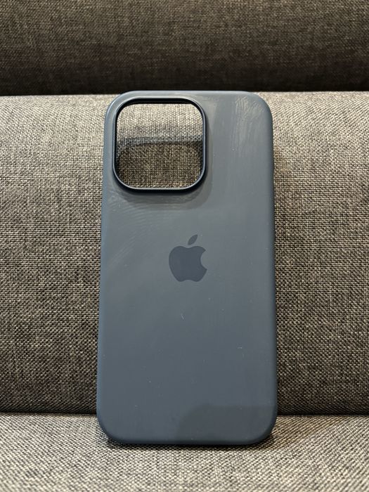 Оригинални apple калъфи за Iphone 15 pro