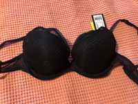 Wonderbra,повдигащ сутиен,65D,черен