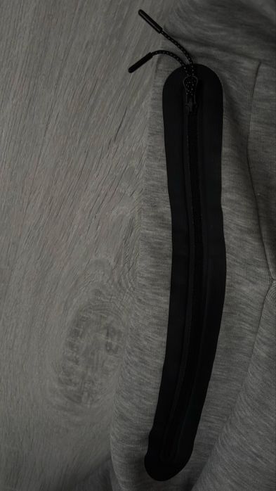 Nike tech fleece екип сив