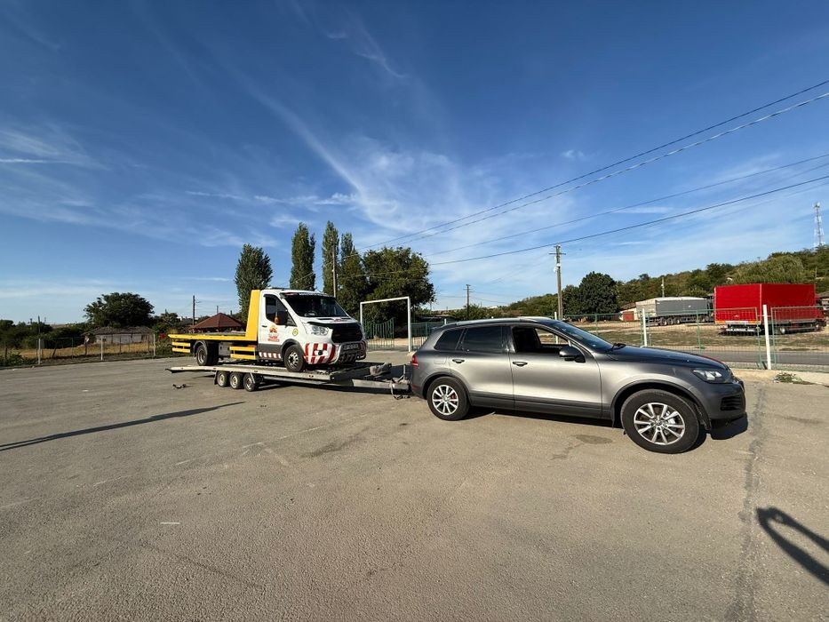 Tractări auto transport platforma recuperator auto