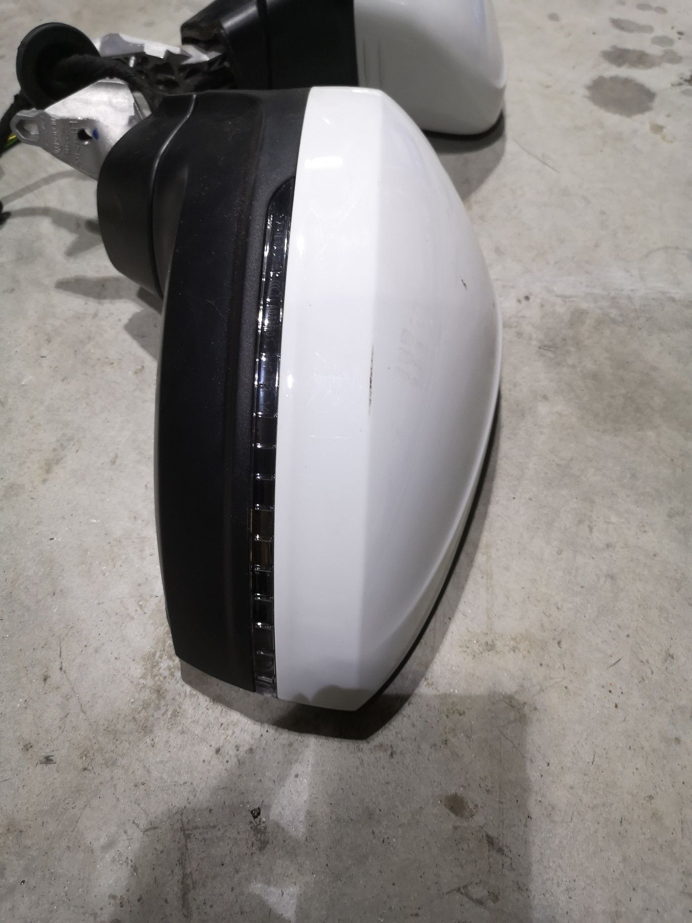 Oglindă rabatabila electric lumina ambientala vw tiguan 2019 5n