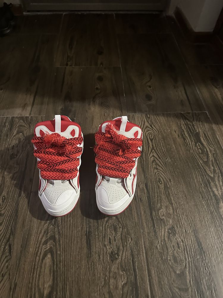 Adidasi Lanvin Curb Rosii (Nu Balenciaga, Jordan, LV, Rick Owens)