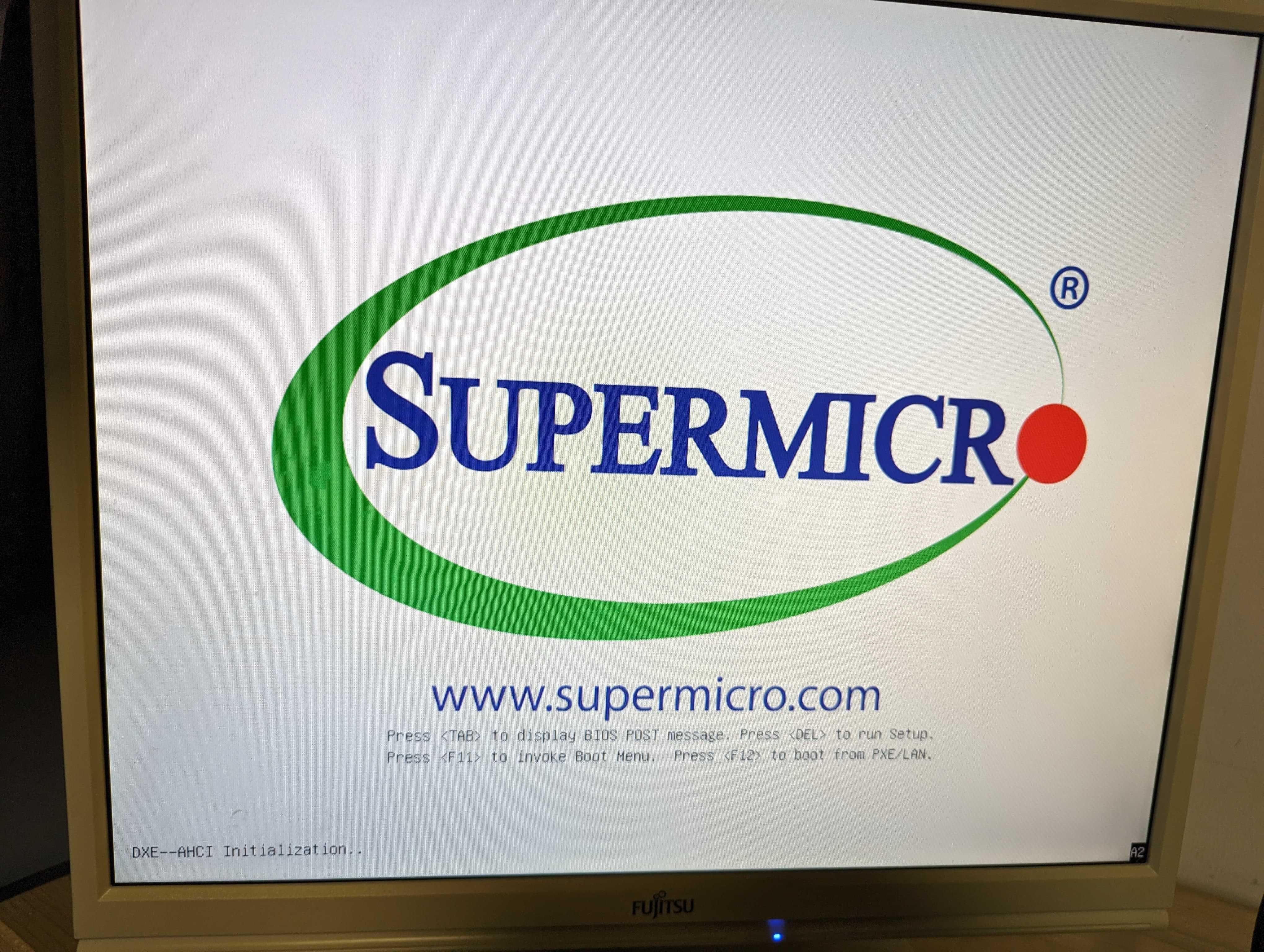 Supermicro A2SAV intel Atom + 8gb ram + carcasa