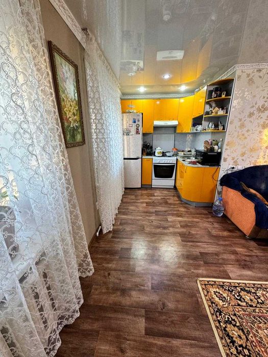 Продам 3-х ком квартиру, 18 мкрн. 50 Лет Октября 4! 14 мил!