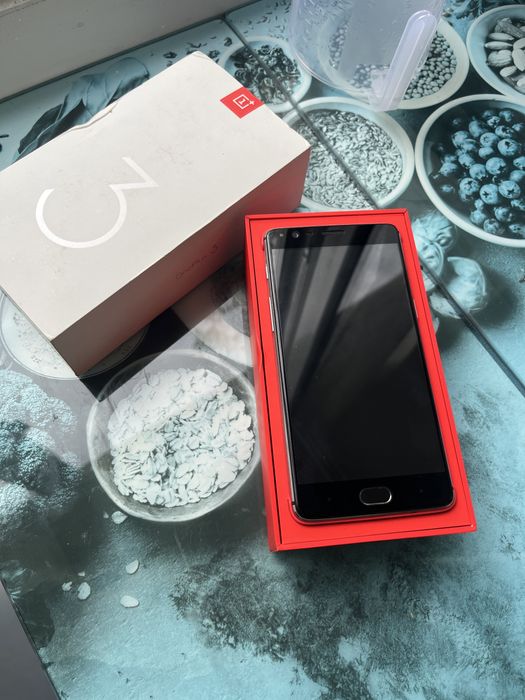 Употребяван мобилен тeлефон Oneplus 3 6GB/64GB