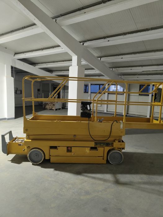 Nacela. Lift . haulotte compact 8 M