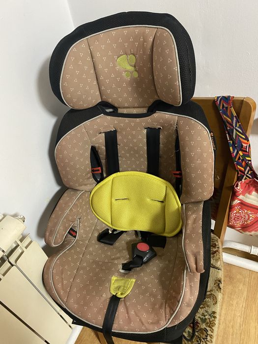 Отдам Автокресло за шоколадку