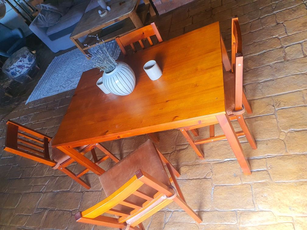Set masă cu scaune lemn masiv de pin Jysk