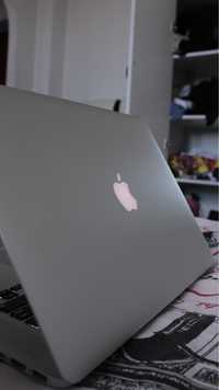 Macbook pro 15 2015 | i7 | 16Гб |SSD 500| r9 m390x |