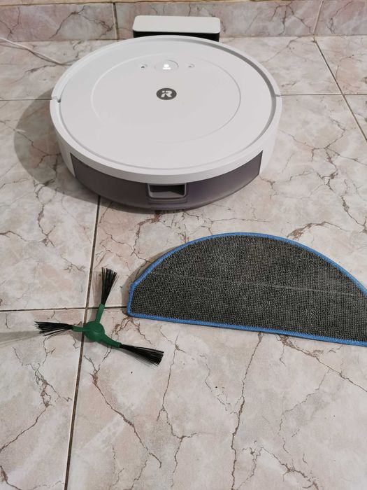 Робот Roomba combo