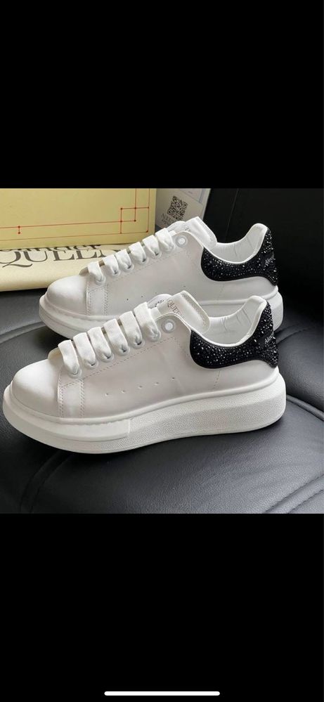 Adidasi Alexander Mcqueen premium pietre